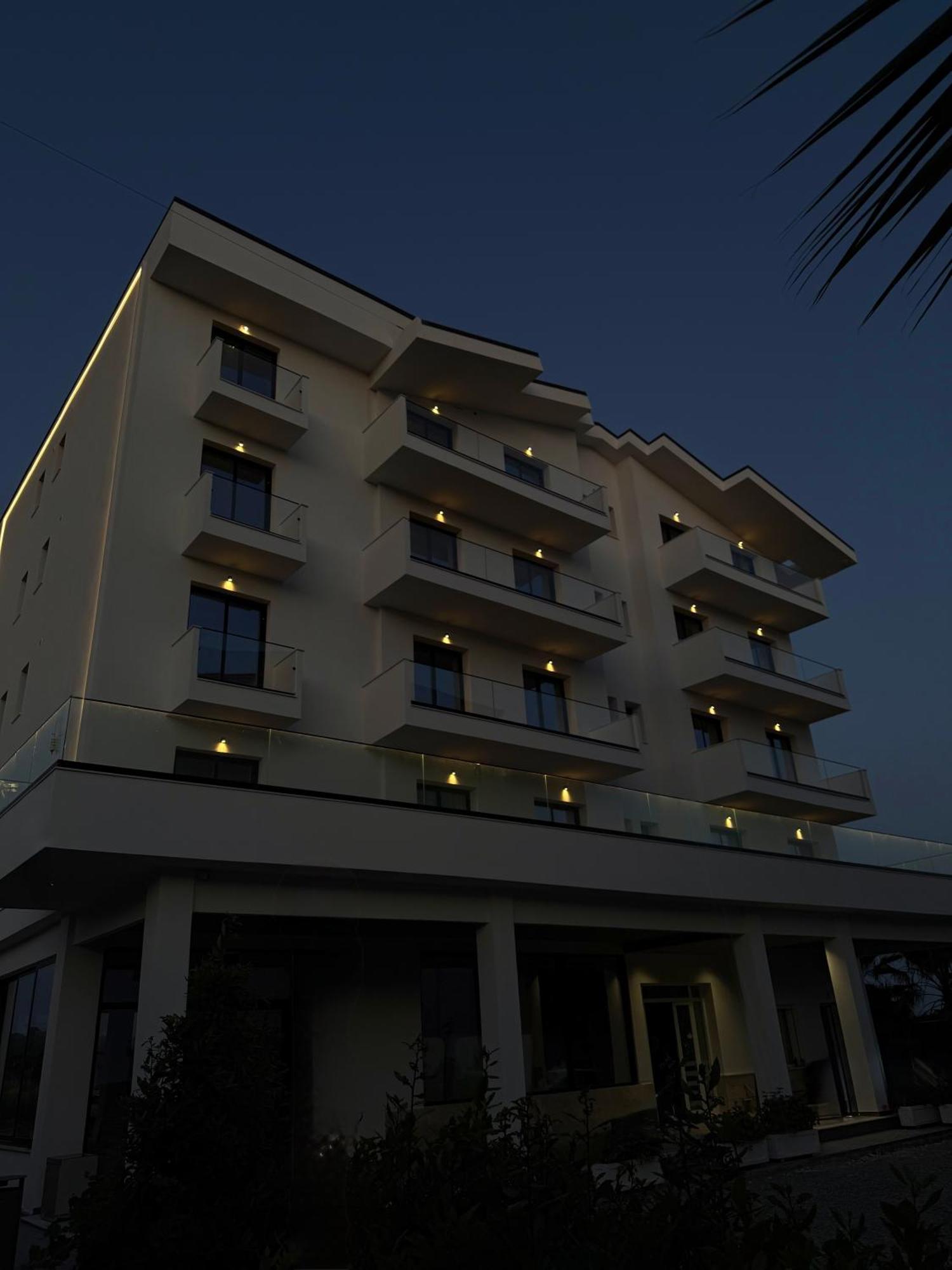 ספילה Hotel Imperial מראה חיצוני תמונה